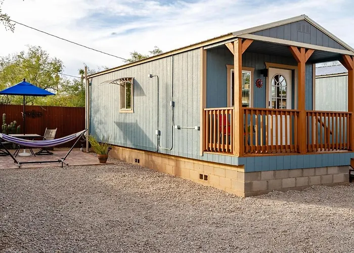 Holiday home Cozy Minutes From U Of A *