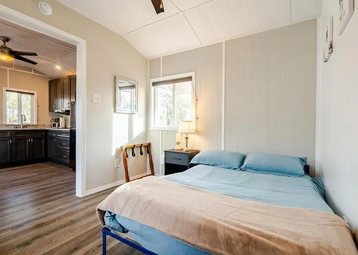Holiday home Cozy Minutes From U Of A